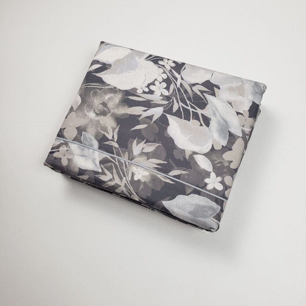 Ralph Lauren Home Avery Full/Queen Duvet Cover Grey Floral Chrysanthemum Heather - Picture 14 of 16